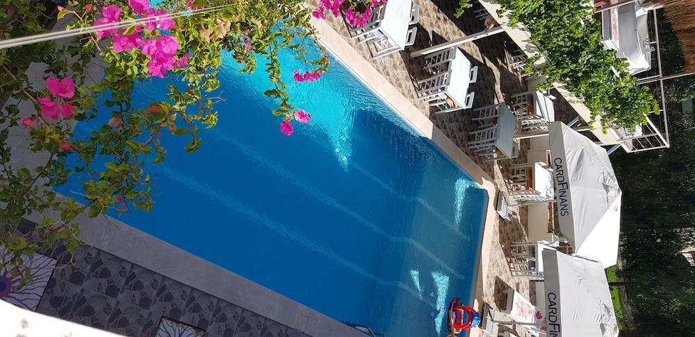 Hakan Hotel Bitez Bagian luar foto
