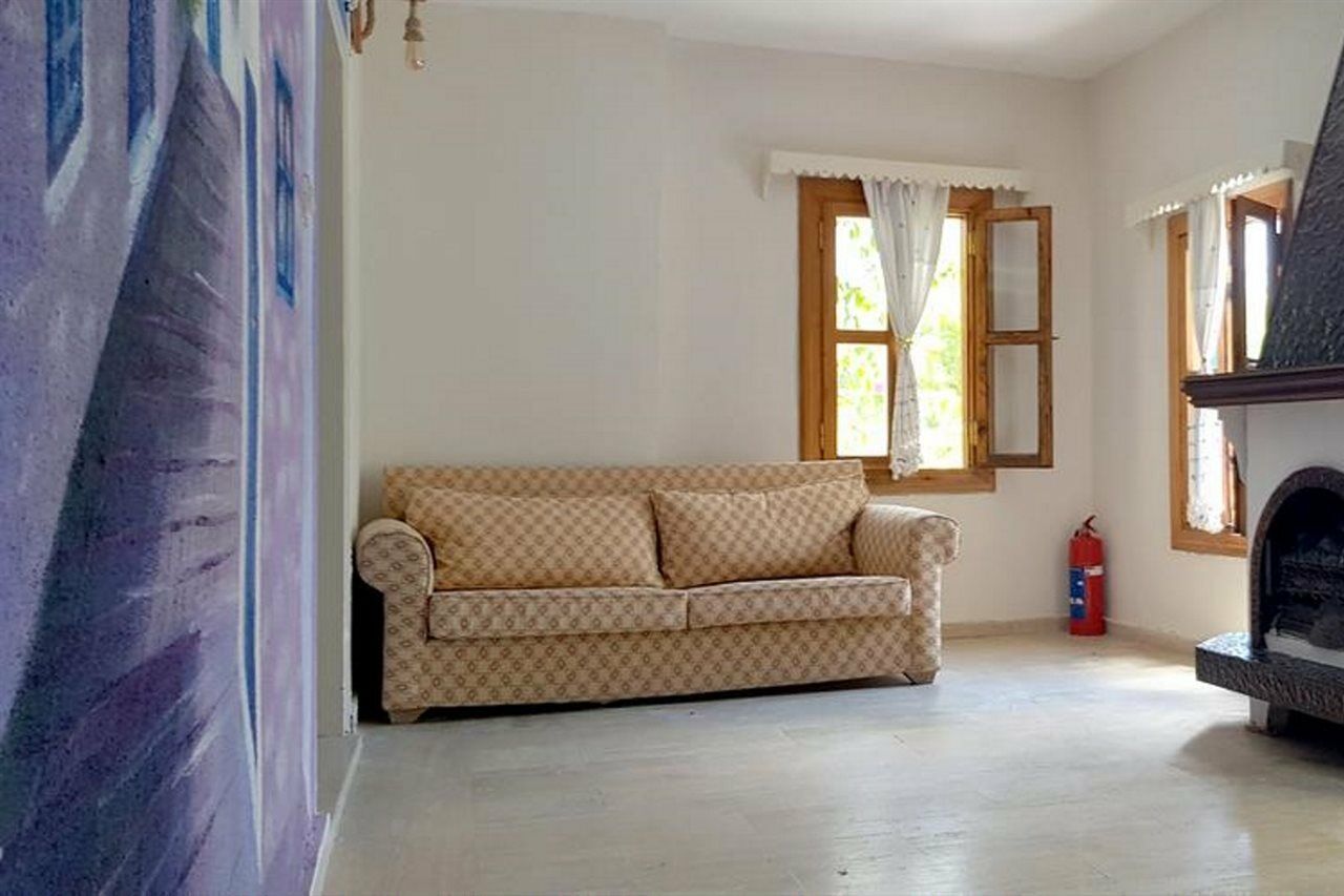 Hakan Hotel Bitez Bagian luar foto